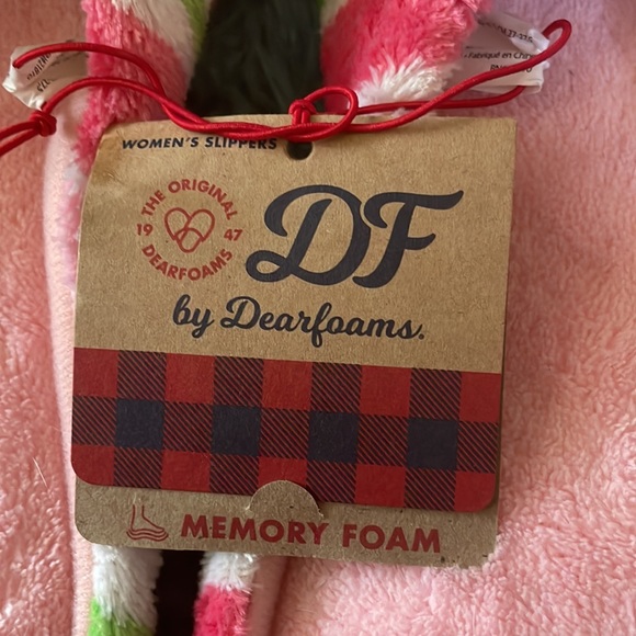 DF Slippers - Picture 2 of 8